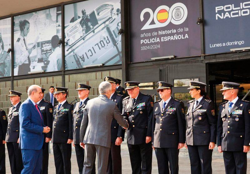 Abierta al público en Madrid la exposición 200 años de historia de la Policía Española 1