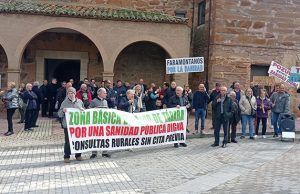 LA PLATAFORMA POR UNA SANIDAD PÚBLICA DIGNA DE LA ZONA BÁSICA DE SALUD DE TÁBARA SIGUE LUCHANDO CADA SÁBADO