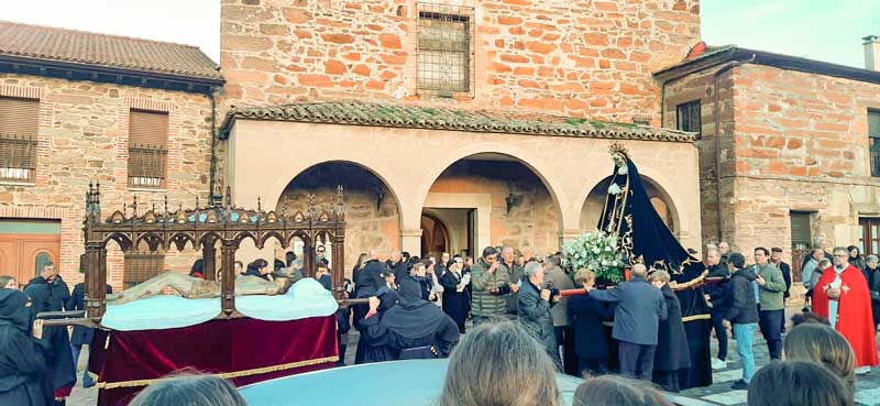 La Tradición se Impone: La Semana Santa de Tábara Brilla a Pesar de las Adversidades Climáticas 1
