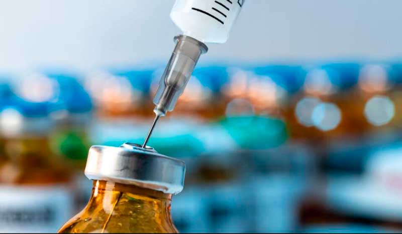 Investigadores de Valladolid demuestran el impacto positivo de la vacunación frente a la reinfección por COVID-19 1
