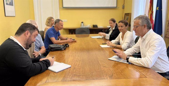 Ángel Blanco valora la incorporación de dos nuevos examinadores a la Jefatura Provincial de Tráfico de Zamora 1
