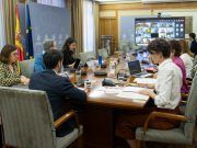 El Gobierno insta a las Comunidades Autónomas a acelerar la implementación de las tarjetas monedero tras resolver todas las dudas técnicas y jurídicas