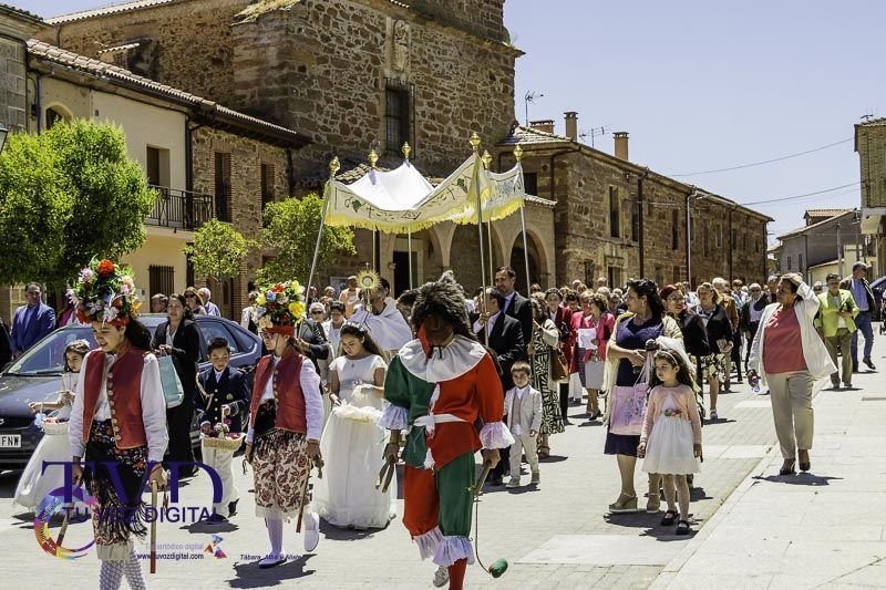 La Fiesta del Corpus en Tábara: Una Celebración Anclada en la Devoción y la Tradición 17