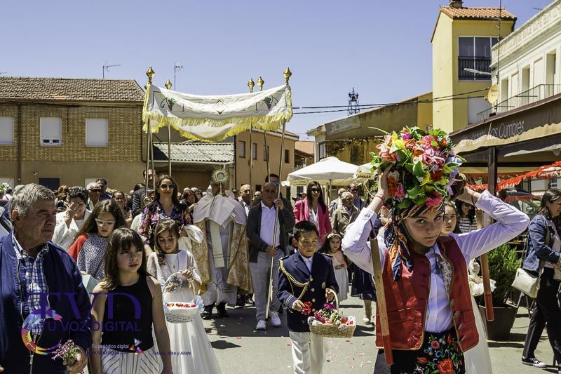 La Fiesta del Corpus en Tábara: Una Celebración Anclada en la Devoción y la Tradición 54