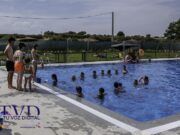 La Asociación Cultural Magius Celebra el Día del Socio con Juegos Acuáticos y la Vibrante Actuación de Alberto Martín