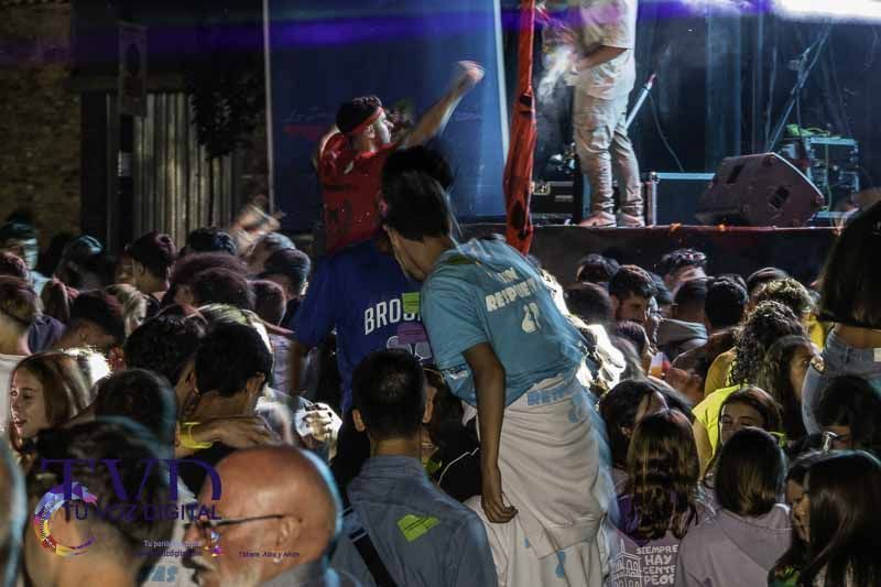 El Espíritu Inquebrantable de las Fiestas de Tábara: Tradición, Juventud y Celebración 63