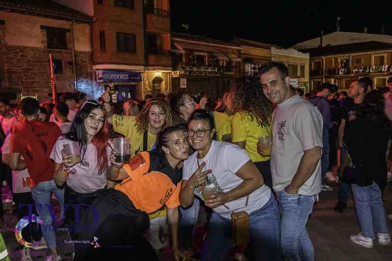 El Espíritu Inquebrantable de las Fiestas de Tábara: Tradición, Juventud y Celebración 67