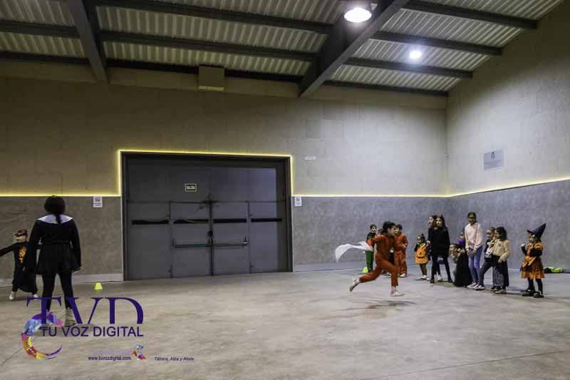Éxito rotundo en la fiesta de Halloween infantil en Tábara 34