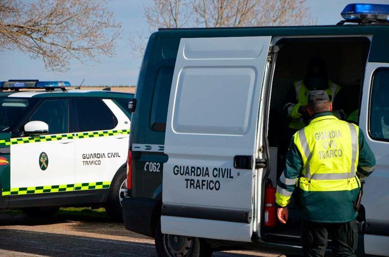 La Guardia Civil investiga a una persona como supuesta autora de un delito contra la seguridad vial al carecer de permiso de conducción 1