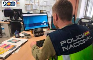 La Policía Nacional detiene a 18 jóvenes por distribuir pornografía infantil a través de WhatsApp