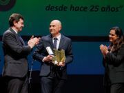 Mañueco destaca el apoyo de la Junta a las personas con discapacidad, con la legislación más avanzada y la mayor ratio de plazas residenciales para este colectivo de España
