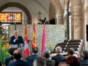 Nicanor Sen acude a la inauguración del Salón del Chocolate de Astorga