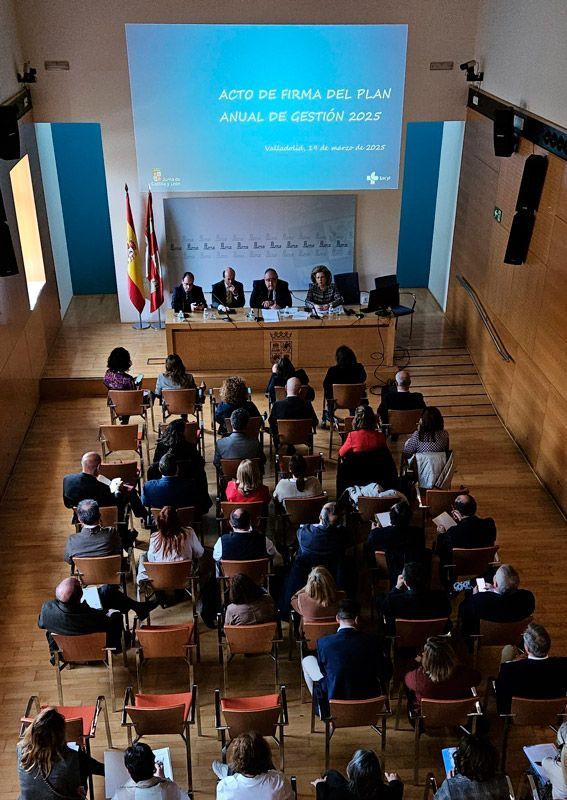 Potenciar la investigación y la aplicación de la tecnología para mejorar la calidad asistencial, ejes del Plan Anual de Gestión de Sanidad en 2025 1