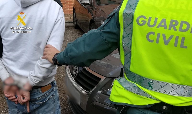 Un detenido por robo con fuerza en un establecimiento de hostelería en la localidad de Gema del Vino 1