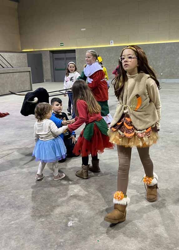 El Carnaval de Tábara, deslucido por la aguanieve, pero con momentos de alegría 17