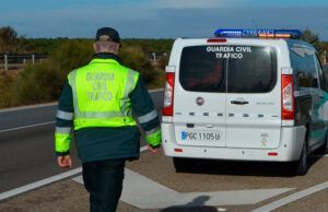La Guardia Civil pone a disposición judicial a un conductor por no auxiliar a otro tras un accidente entre ambos