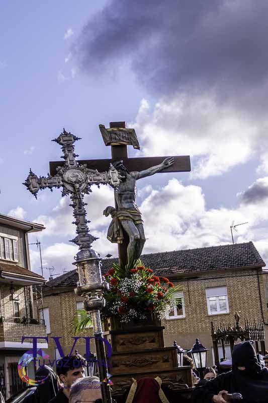 El Santo Entierro y la procesión del "Pendebás" emocionan en Tábara pese al mal tiempo 38