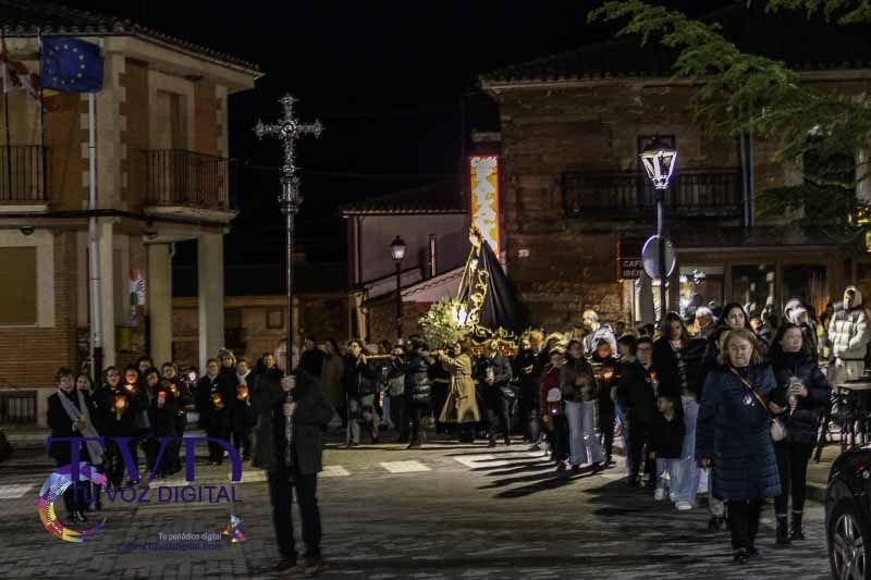 El Santo Entierro y la procesión del "Pendebás" emocionan en Tábara pese al mal tiempo 32