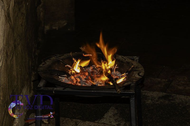 La luz de la Resurrección venció al mal tiempo en la Santa Vigilia Pascual de Tábara 2