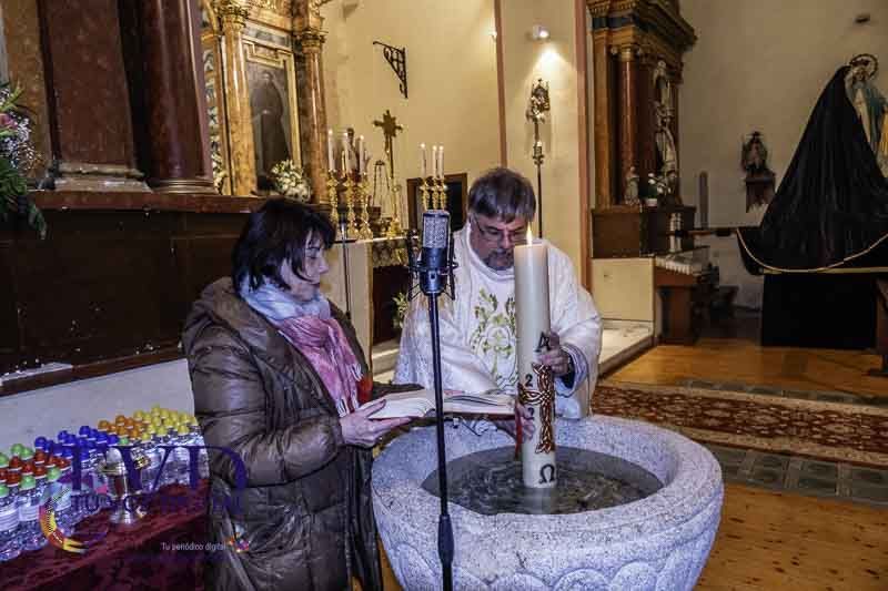 La luz de la Resurrección venció al mal tiempo en la Santa Vigilia Pascual de Tábara 3