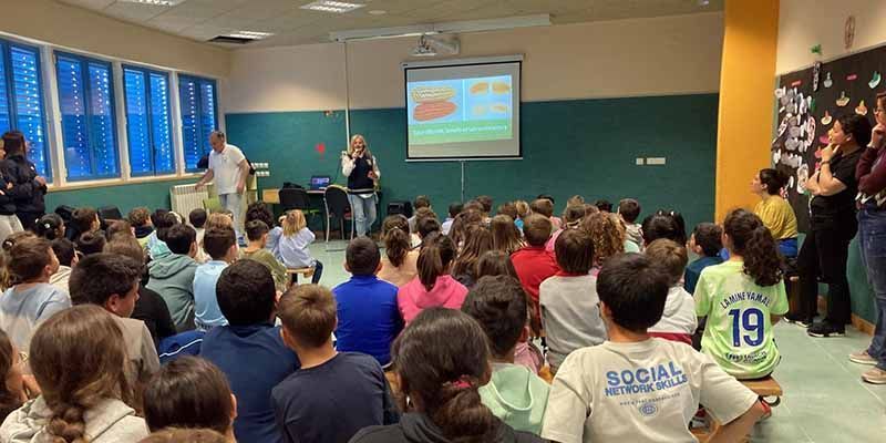 El Ministerio activa una respuesta integral para incorporar más de 750 personas a las Oficinas de Extranjería ante la entrada en vigor del nuevo Reglamento 1