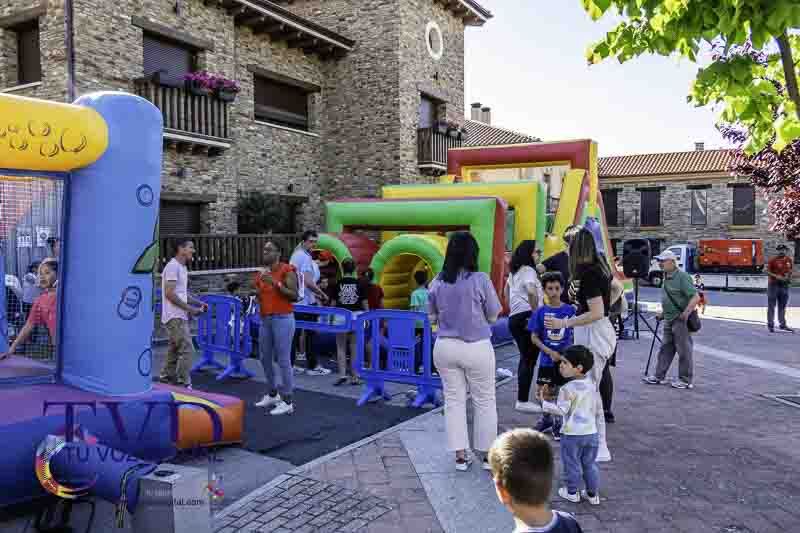 Tábara celebra a San Isidro por todo lo alto con una multitudinaria fiesta en la Plaza Mayor 8