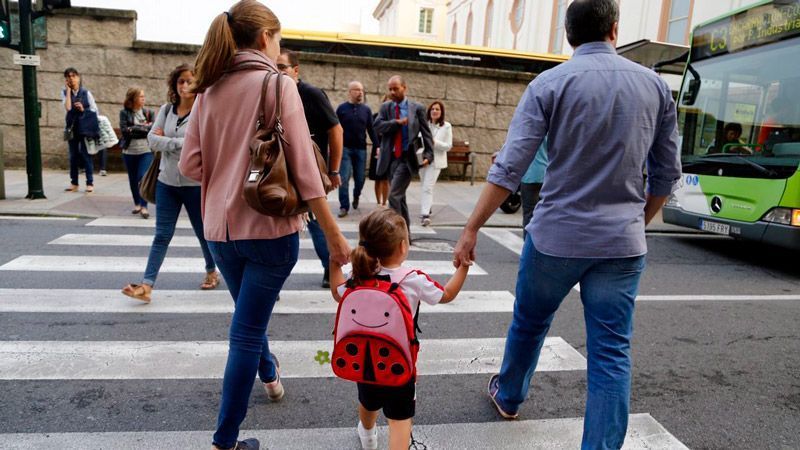 El ‘Bono Concilia’ de la Junta llegará a más familias tras ampliarse el nivel de renta máximo para poder recibirlo 1