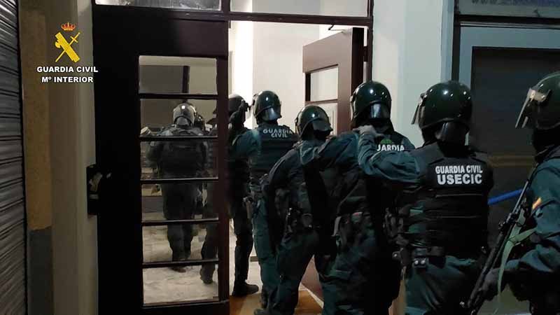 La Guardia Civil desarticula un clan a la venta de sustancias estupefacientes con cinco detenidos 1