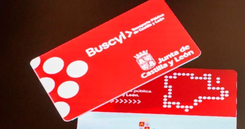 Los menores de 15 años ya pueden solicitar su tarjeta para viajar de manera gratuita en autobús en Castilla y León 1