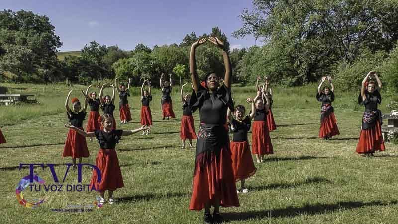 San Mamés se convierte en epicentro del espíritu rociero gracias a la Asociación Cultural Magius 11