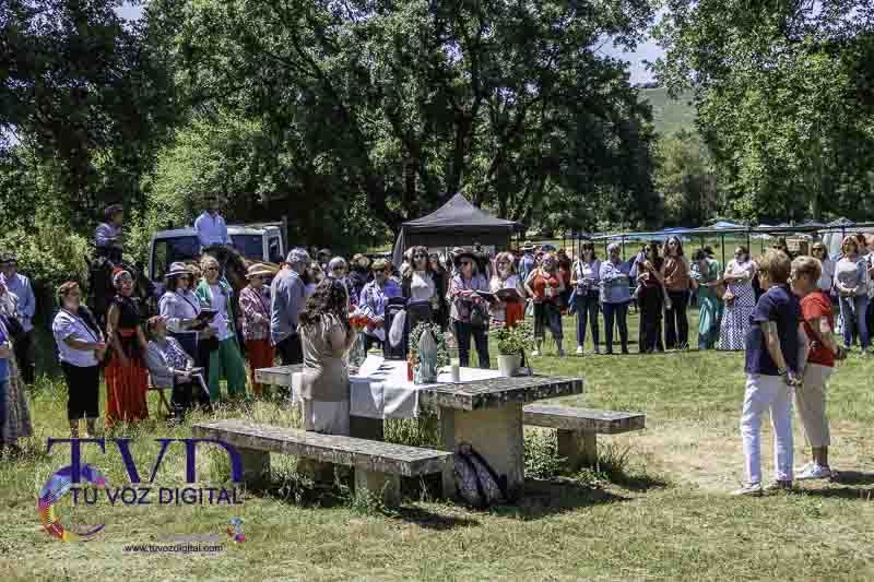 San Mamés se convierte en epicentro del espíritu rociero gracias a la Asociación Cultural Magius 3