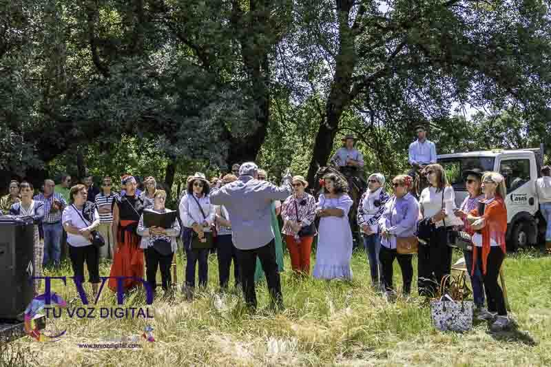 San Mamés se convierte en epicentro del espíritu rociero gracias a la Asociación Cultural Magius 58