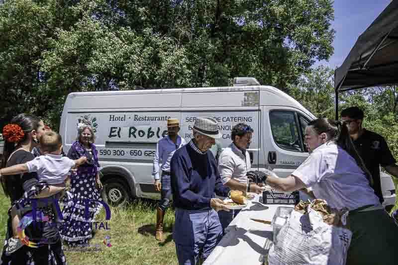 San Mamés se convierte en epicentro del espíritu rociero gracias a la Asociación Cultural Magius 79