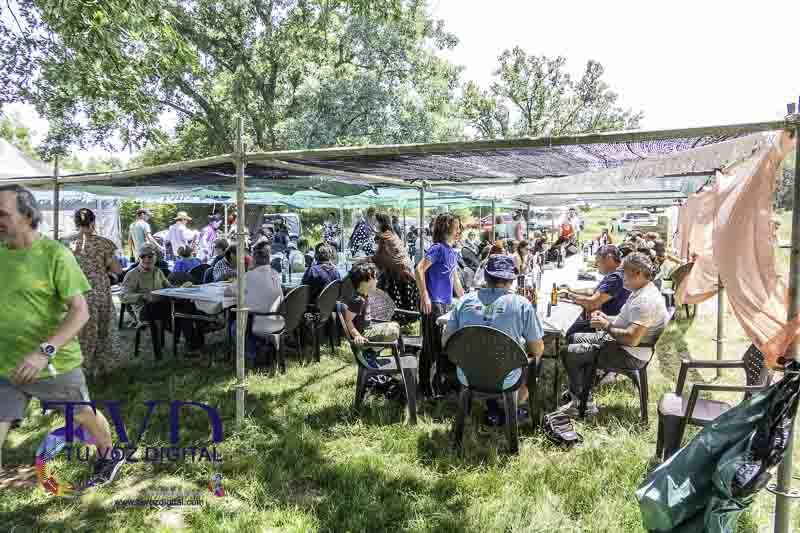 San Mamés se convierte en epicentro del espíritu rociero gracias a la Asociación Cultural Magius 81