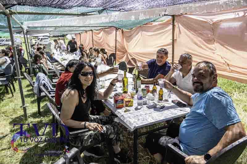 San Mamés se convierte en epicentro del espíritu rociero gracias a la Asociación Cultural Magius 83
