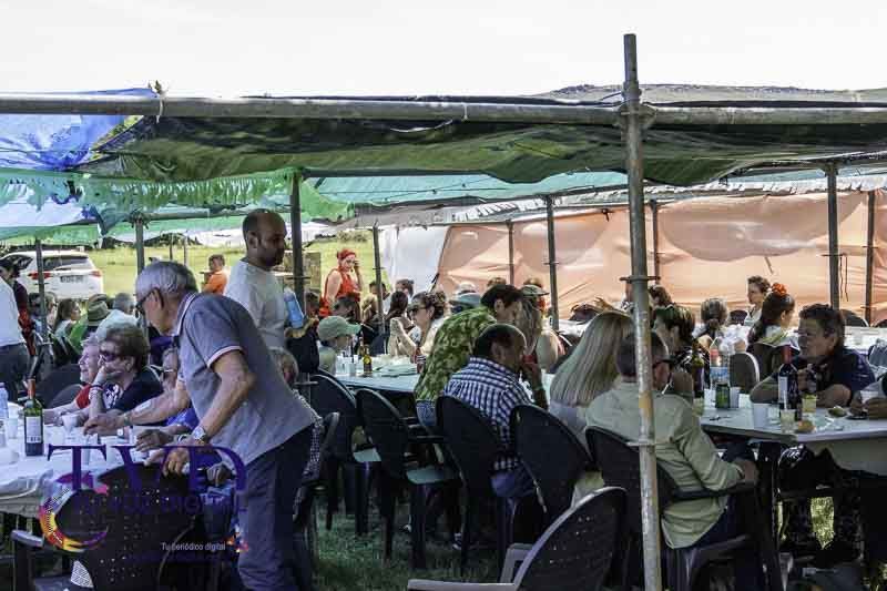 San Mamés se convierte en epicentro del espíritu rociero gracias a la Asociación Cultural Magius 87