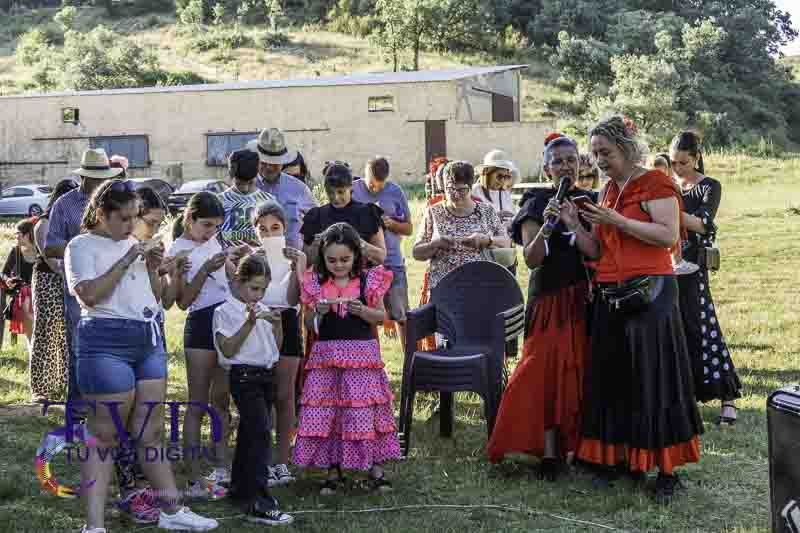 San Mamés se convierte en epicentro del espíritu rociero gracias a la Asociación Cultural Magius 100