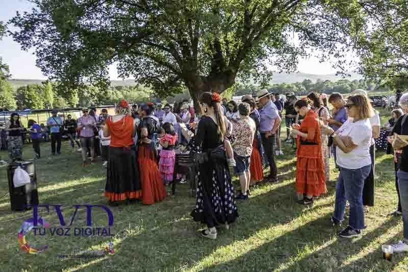San Mamés se convierte en epicentro del espíritu rociero gracias a la Asociación Cultural Magius 102