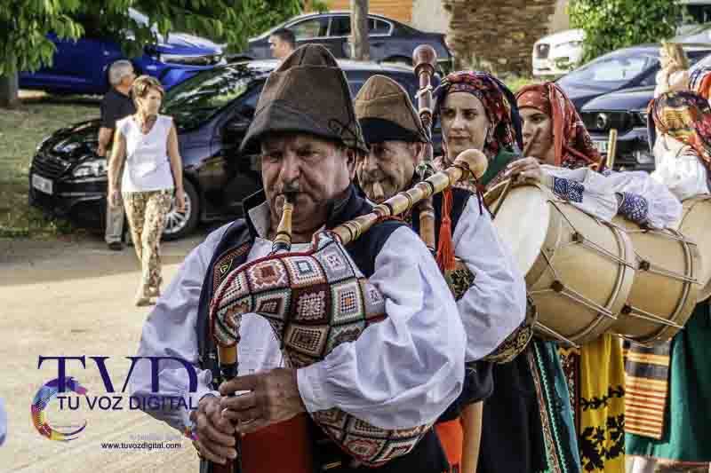 Tábara renueva su magia ancestral en la Noche de San Juan gracias a la Asociación Cultural Magius 14