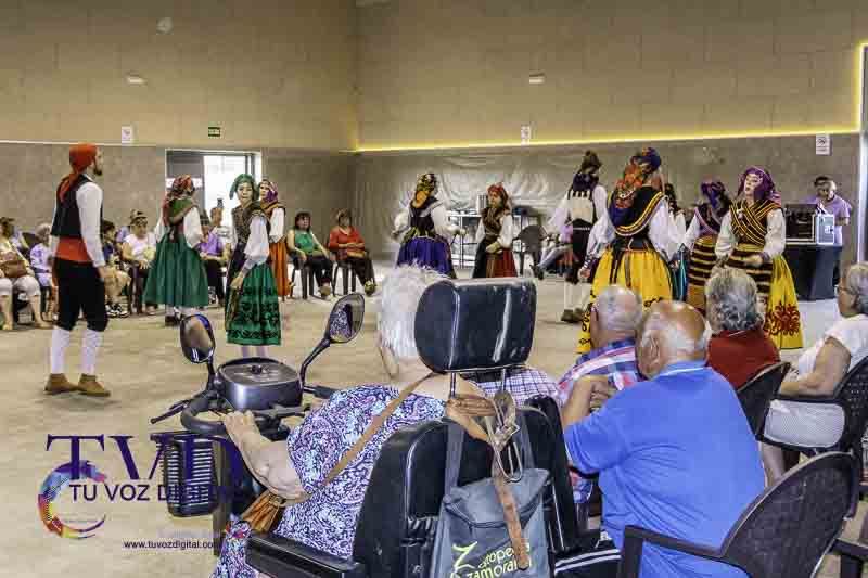 Tábara renueva su magia ancestral en la Noche de San Juan gracias a la Asociación Cultural Magius 48