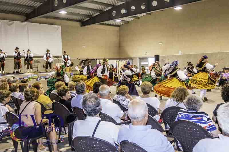 Tábara renueva su magia ancestral en la Noche de San Juan gracias a la Asociación Cultural Magius 60