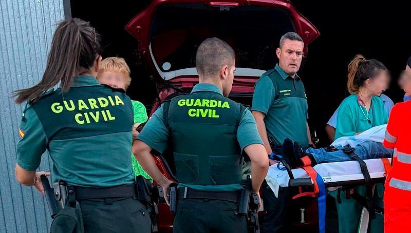 La rápida intervención realizada por dos agentes de la Guardia Civil salva la vida a una persona en Almeida de Sayago 1