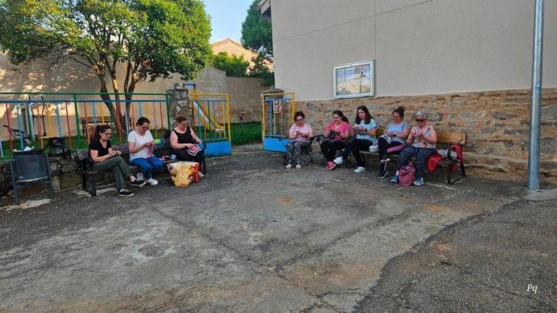 San Lorenzo abre las fiestas de Tábara con color, tradición y mucha espuma 21