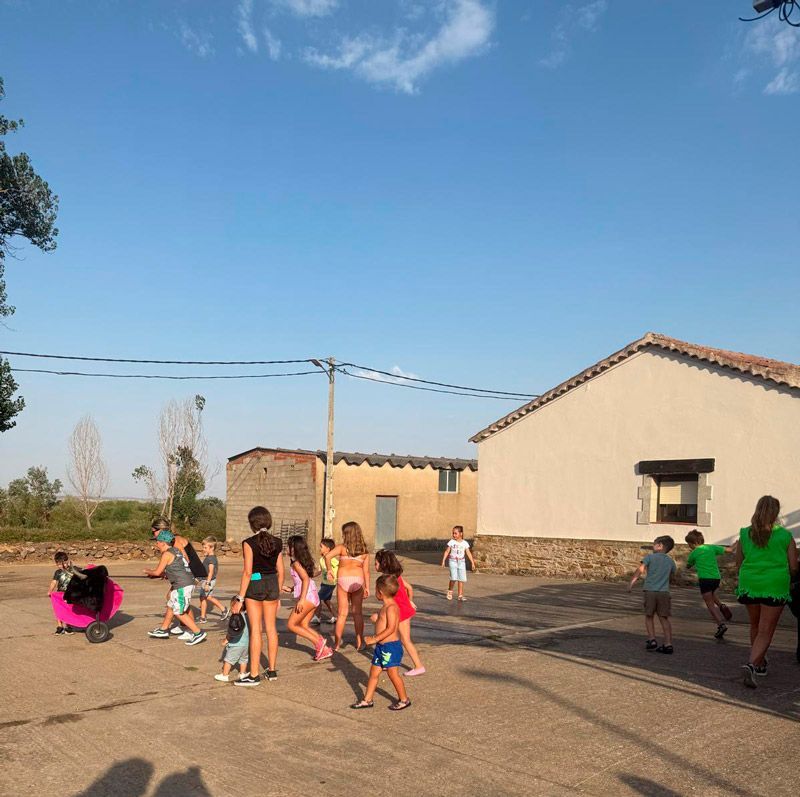 San Lorenzo sigue de fiesta: juegos, música y tradición con el sello de su asociación cultural 13