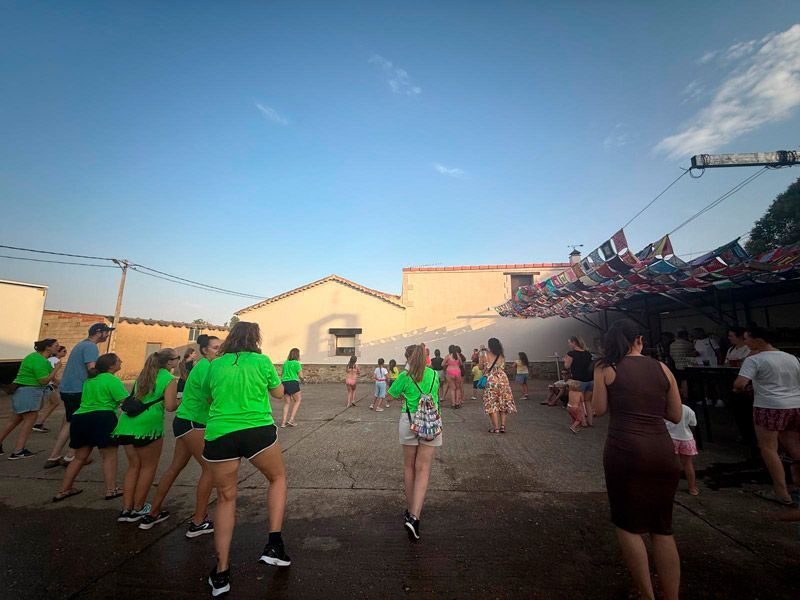 San Lorenzo sigue de fiesta: juegos, música y tradición con el sello de su asociación cultural 3