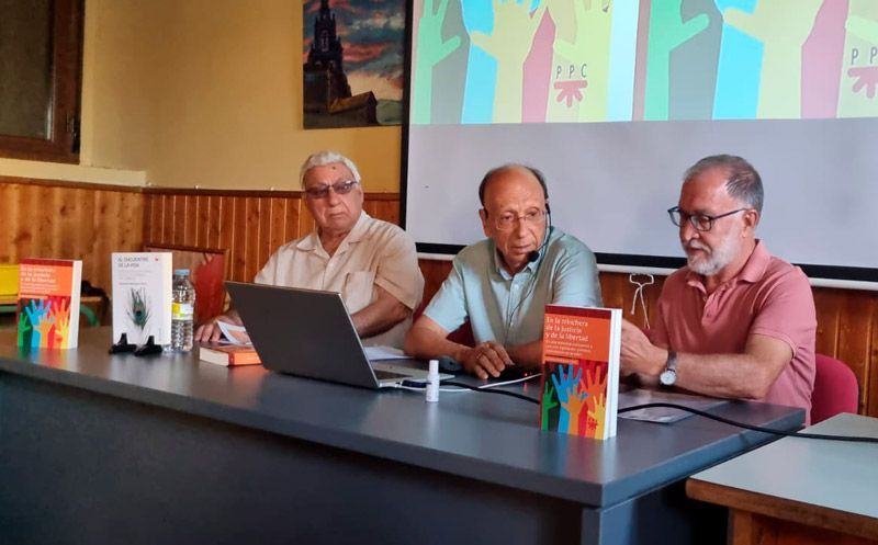 Sesnández celebra la presentación del libro “En la trinchera de la justicia y de la libertad” de Antonino: un homenaje al voluntariado y la solidaridad 4