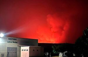 Tábara amanece cubierta de humo, pero sin riesgo inminente