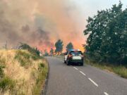 El operativo de acogida en Tábara sigue activo por riesgo de reavivamiento del incendio