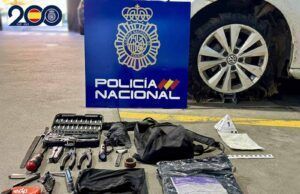 La Policía Nacional detiene a un varón por la sustracción de un vehículo y posteriormente por delito contra la salud pública