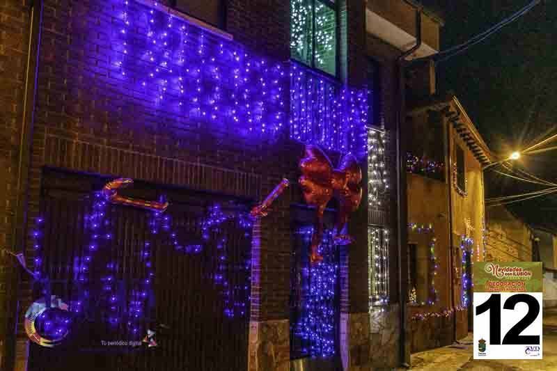 La Iluminación de Fachadas Navideñas llena de magia “Navidades con Ilusión” en Tábara 42